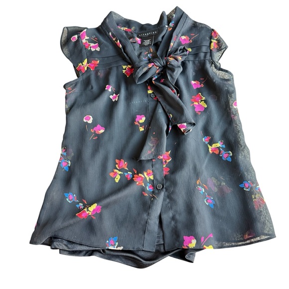 Attention Women’s Size Small Floral Sleeveless Blouse with‎ Bow Sheer Spring - Picture 1 of 6